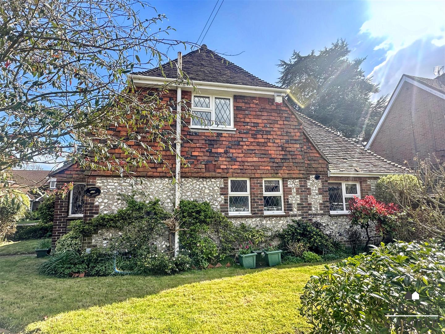 2 Bedroom House. Church Street in Eastbourne,  34